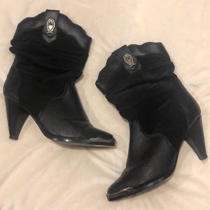 Western style boots with metal details